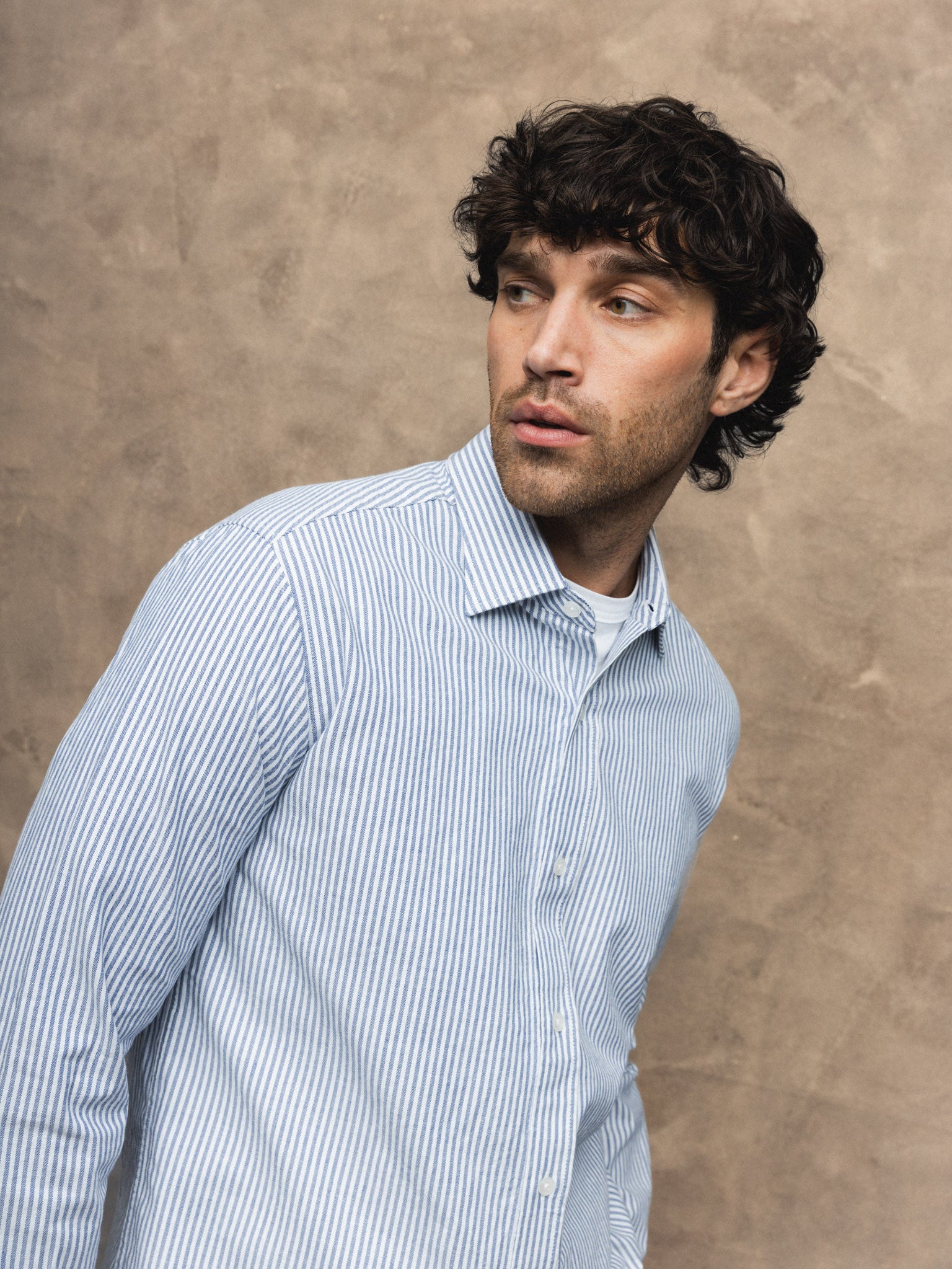 Modelshot / Light Blue / Detail